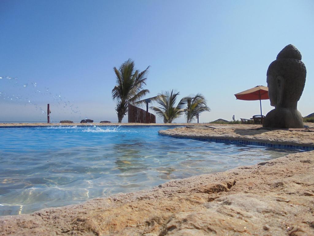 Balihai Bungalows Canoas de Punta Sal Luaran gambar