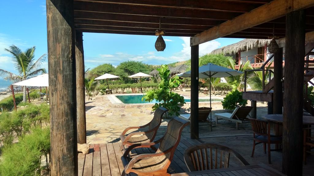 Balihai Bungalows Canoas de Punta Sal Luaran gambar