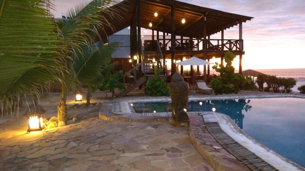 Balihai Bungalows Canoas de Punta Sal Luaran gambar