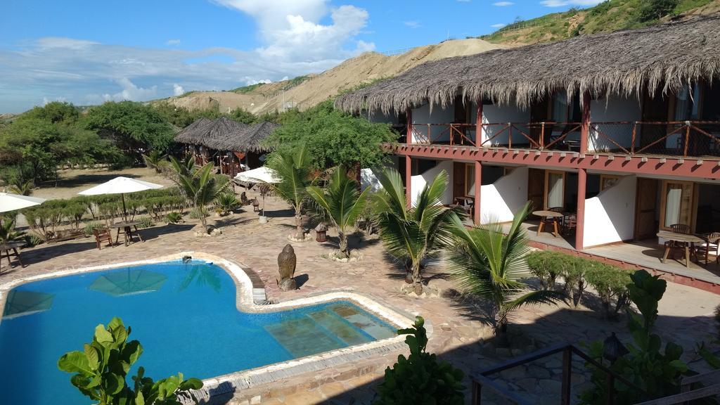Balihai Bungalows Canoas de Punta Sal Luaran gambar