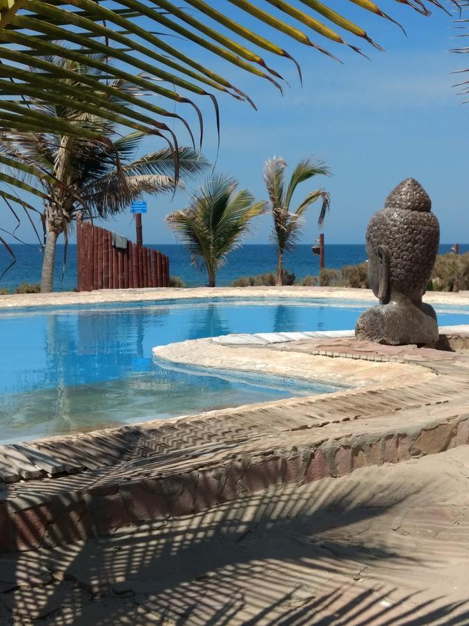 Balihai Bungalows Canoas de Punta Sal Luaran gambar