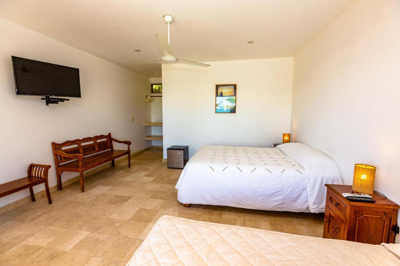 Balihai Bungalows Canoas de Punta Sal Luaran gambar